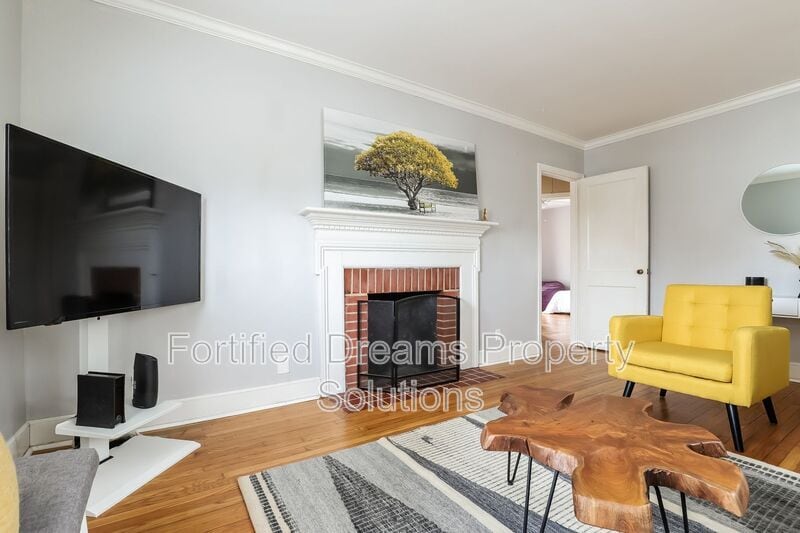 Building Photo - 3021 Sourwood Rd