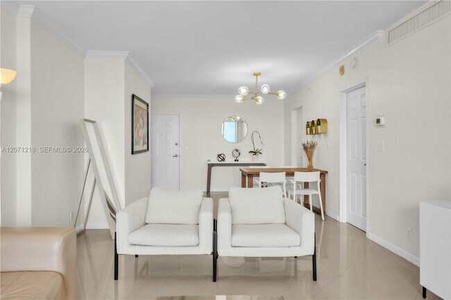 Building Photo - 2501 S Ocean Dr