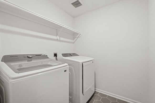 Building Photo - 8126 Coco Blf Dr