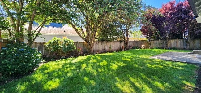 Building Photo - 3 bed 2.5 bath Single Family Home, Monroe ...