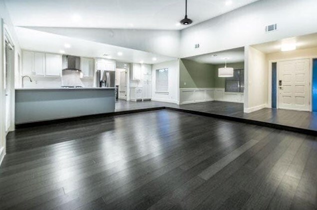 Building Photo - 4300 Knob Oak Ln