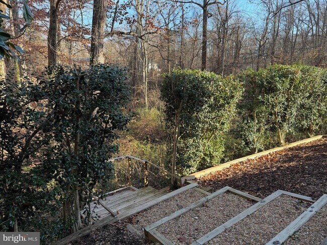 Building Photo - 5206 Easton Dr