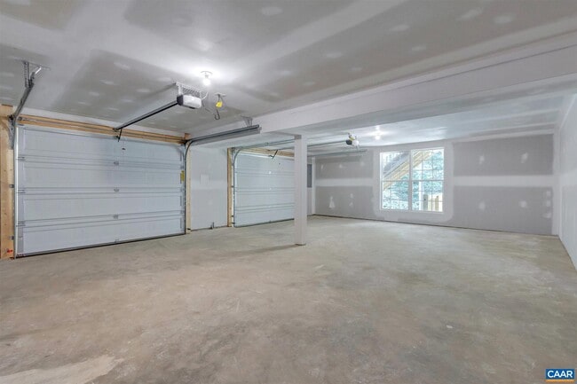 Building Photo - 312 Jonquil Rd