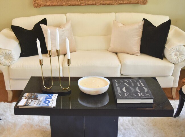 Building Photo - 2050 Windsock Way