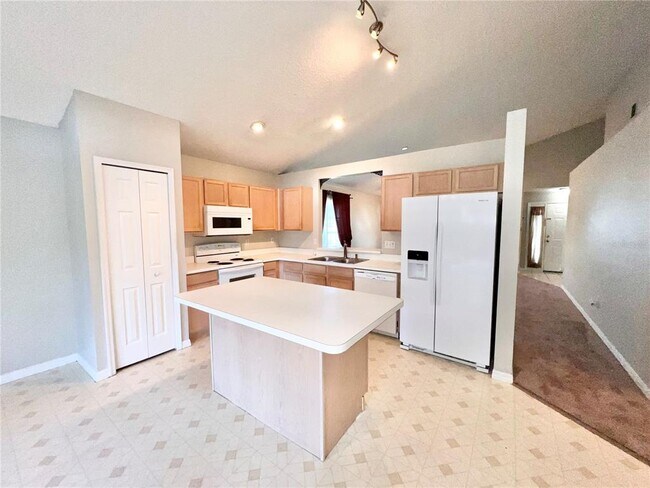 Building Photo - 4343 Boca Woods Dr