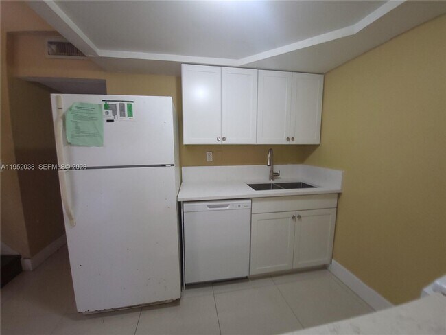 Building Photo - 2221 NW 55th Terrace