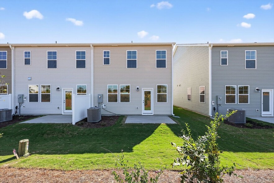 Building Photo - 88 Blossom Fld Wy