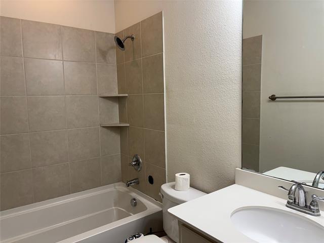 Building Photo - 4220 Tallulah Dr