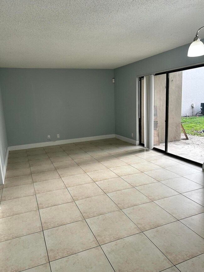 Building Photo - 1581 Windorah Way