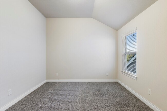 Building Photo - 3819 May Ridge Ln