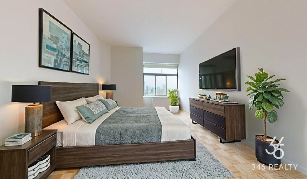 Building Photo - Washington Street