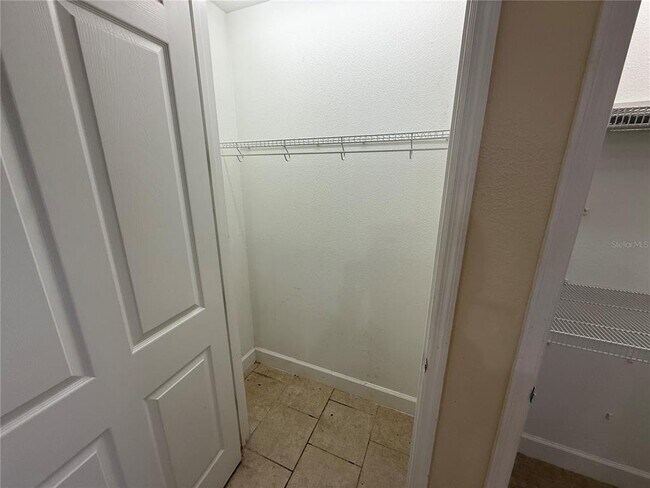 Building Photo - 608 Cornerstone Dr