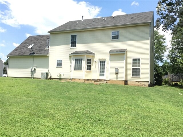 Building Photo - 118 Laporte Ln