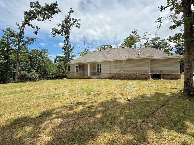 Building Photo - Bella Vista Single-Family Home- 2 Bed/ 2 B...