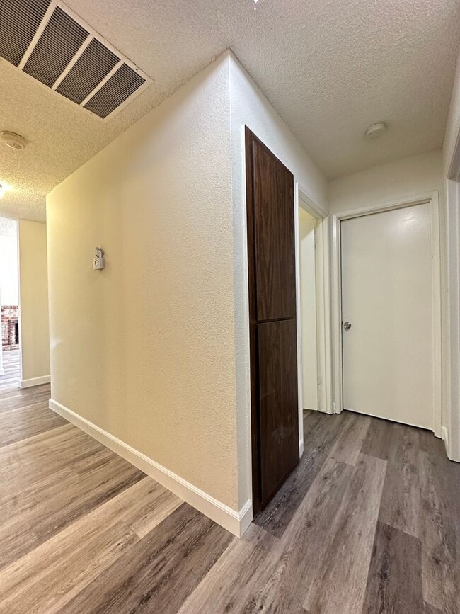 Building Photo - 4 Bedroom Near Delta Shores