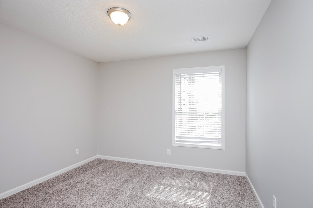 Building Photo - 1929 Knipe Dr SW