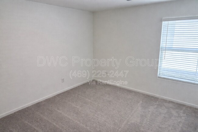 Building Photo - 3132 Burmese St