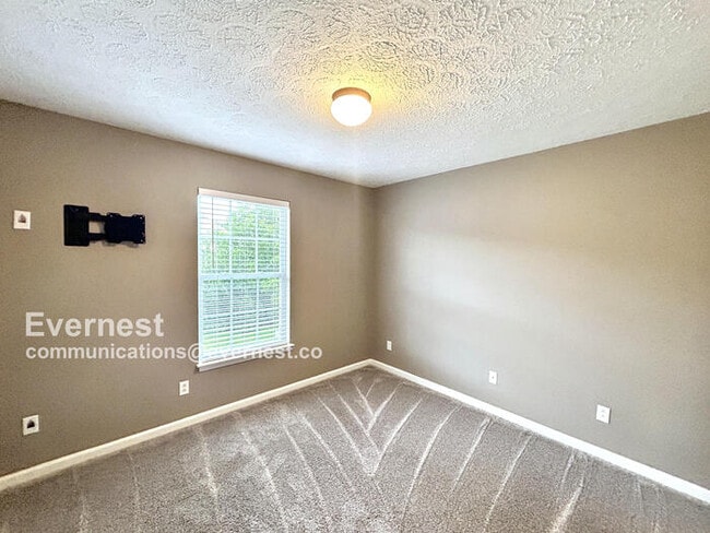 Building Photo - 3420 Chateau Valley Ln