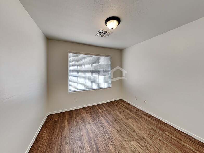 Building Photo - 11780 W Joblanca Rd