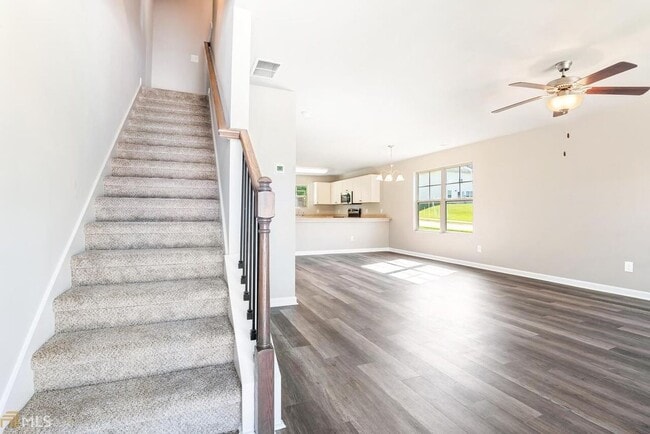 Building Photo - 2555 Marlin Dr