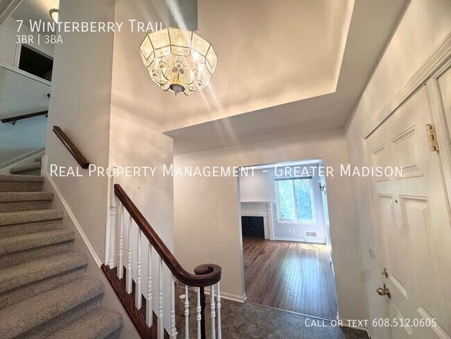 Building Photo - 7 Winterberry Trail