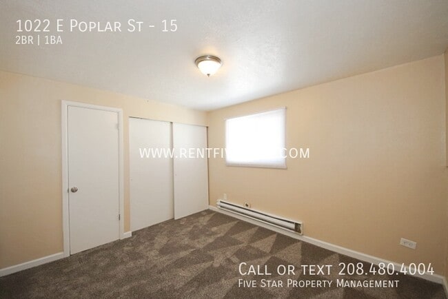 Building Photo - 1022 E Poplar St