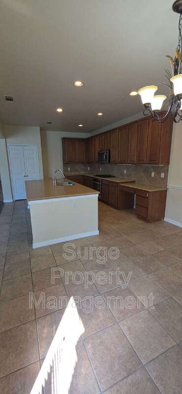 Building Photo - 312 Dover Heights Trail