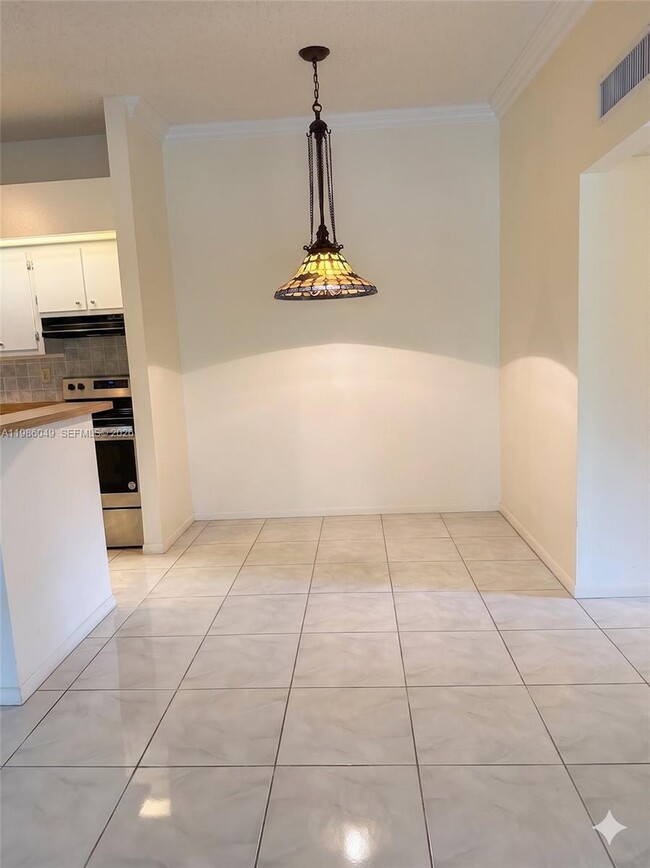 Building Photo - 15500 Lakes of Delray Blvd