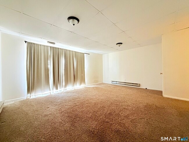 Building Photo - 163 Monticello Dr