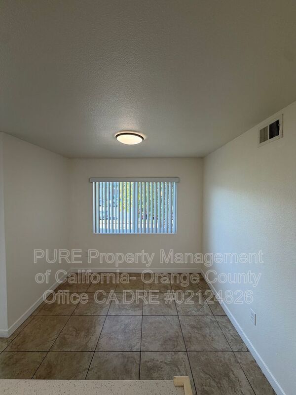 Building Photo - 7162 Heil Ave