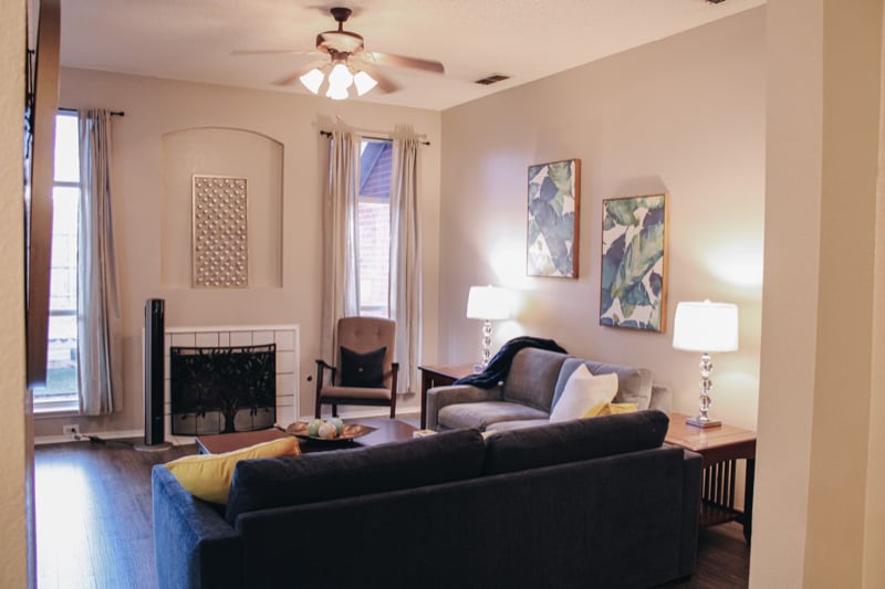 Building Photo - 2610 Wandering Oak Dr