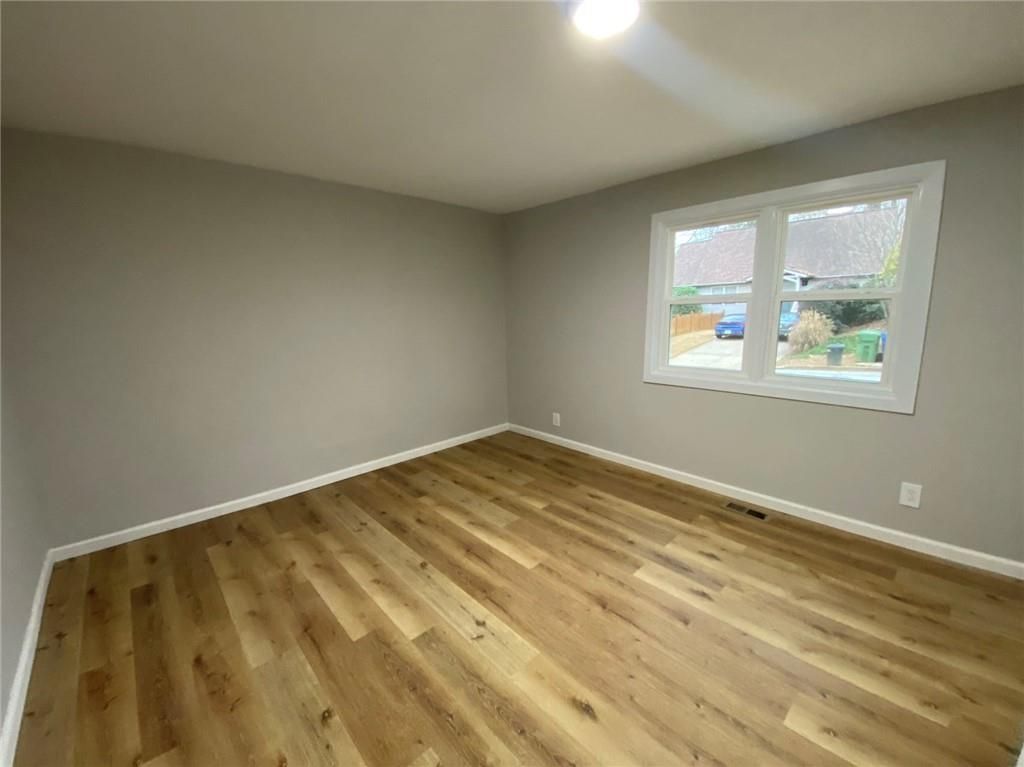 Building Photo - 951 Tilden St NW