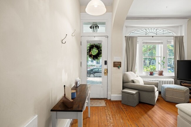 Building Photo - 1719 Hanover Ave