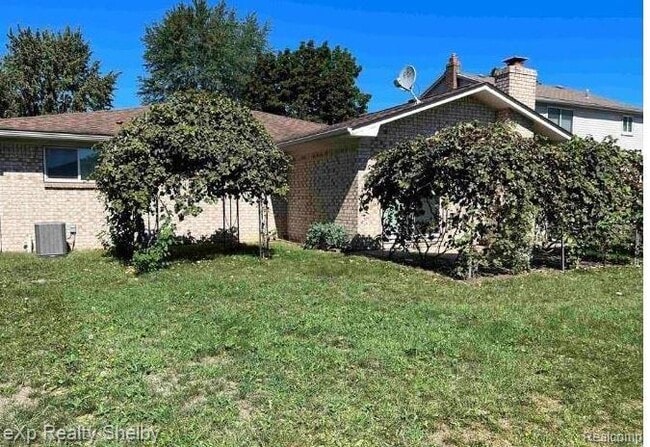 Building Photo - 13770 White Cap Dr