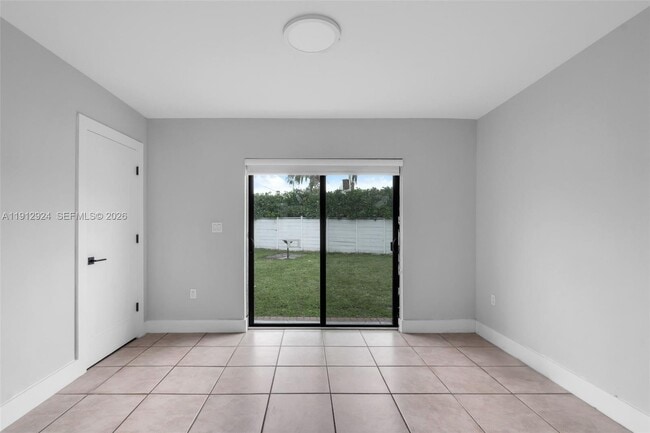 Building Photo - 1230 SW 86th Ct