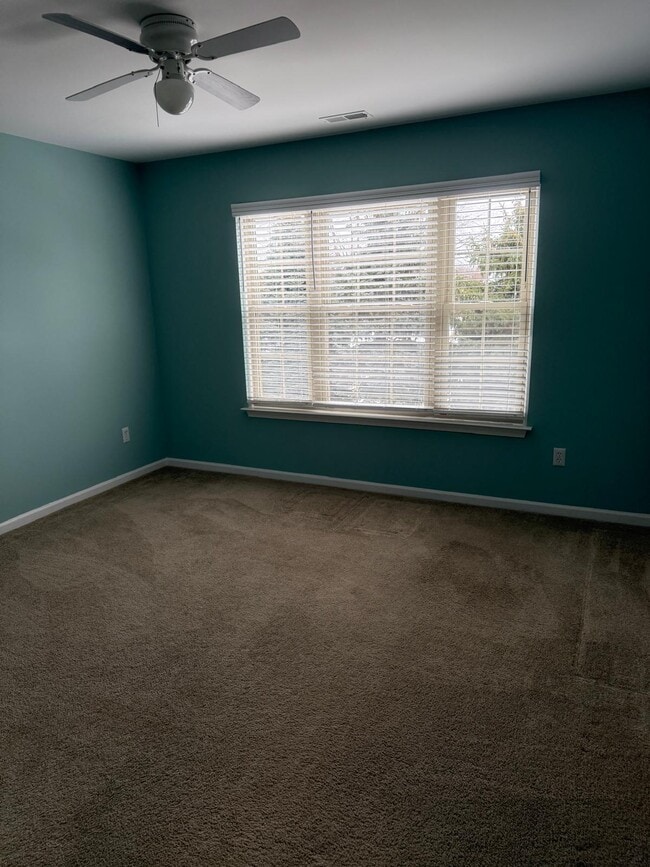 Building Photo - 7438 Lacy Dr