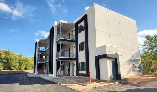 Building Photo - The Orchards Apartments