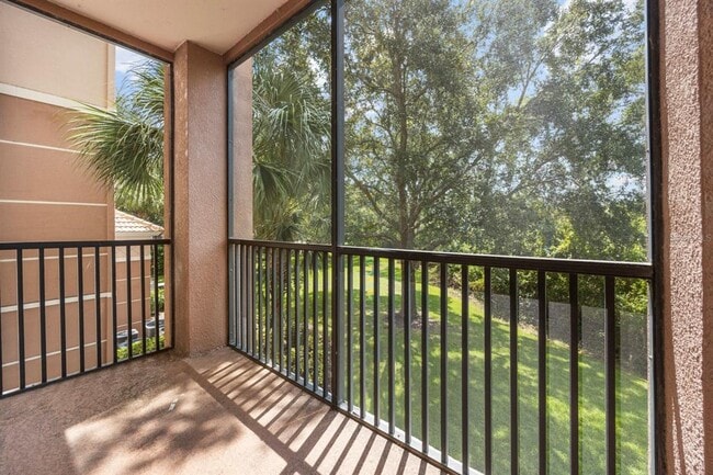 Building Photo - 1355 Venezia Ct