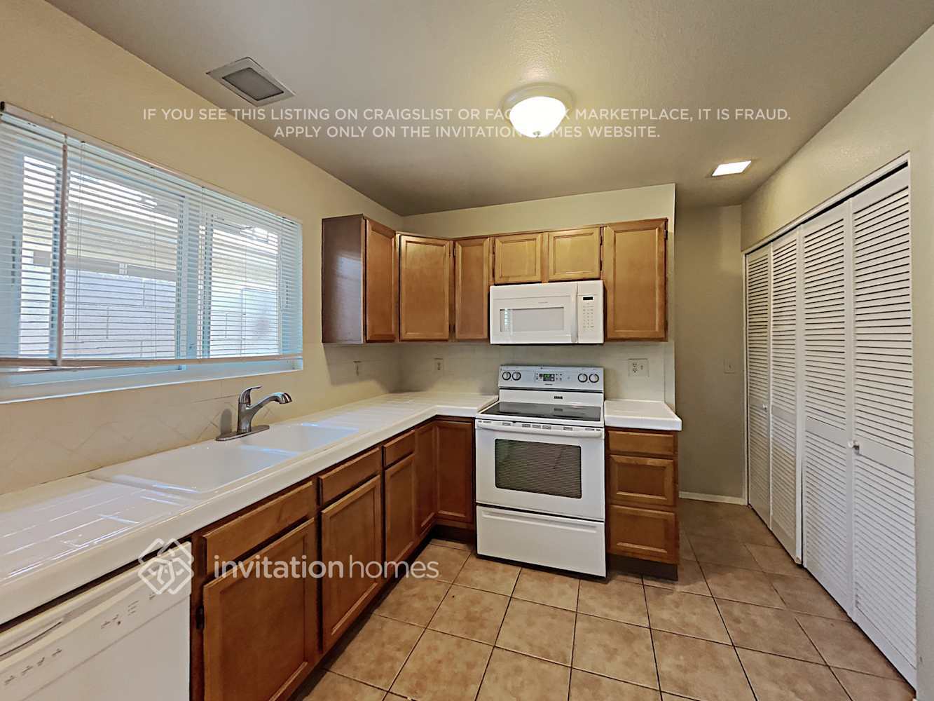 Building Photo - 4776 W Marco Polo Rd