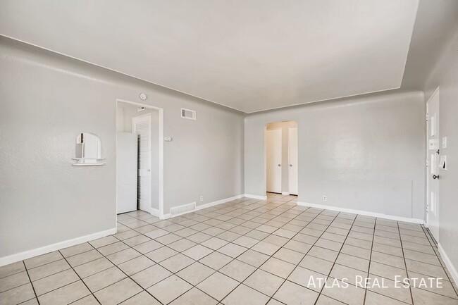 Building Photo - 1395 Lansing St