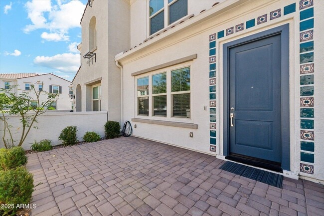 Building Photo - 4077 S Sabrina Dr