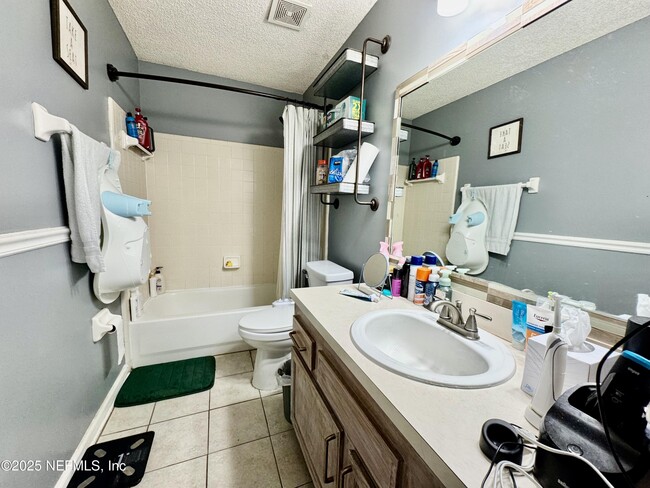 Building Photo - 11471 Mandarin Glen Cir W