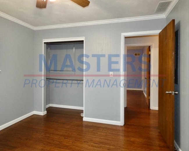 Building Photo - Move-In Special: 50% Off First Month’s Rent!