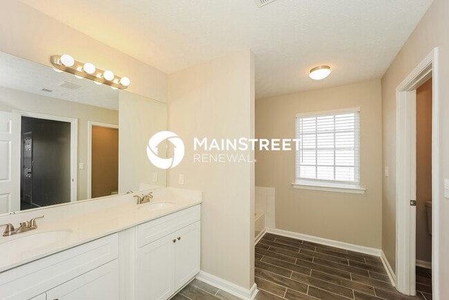 Building Photo - 4 Bedroom Pet-Friendly Home in Atlanta, GA...