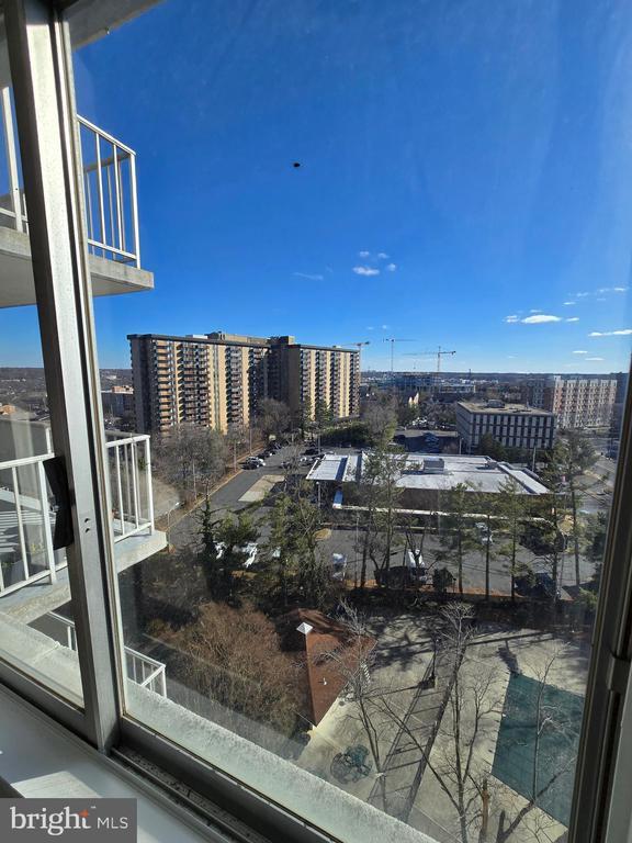 Building Photo - 301 N Beauregard St