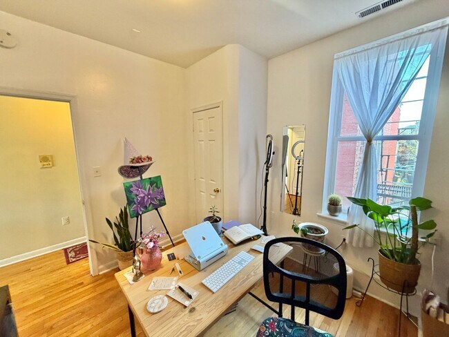 Building Photo - 0394 - Souliotis