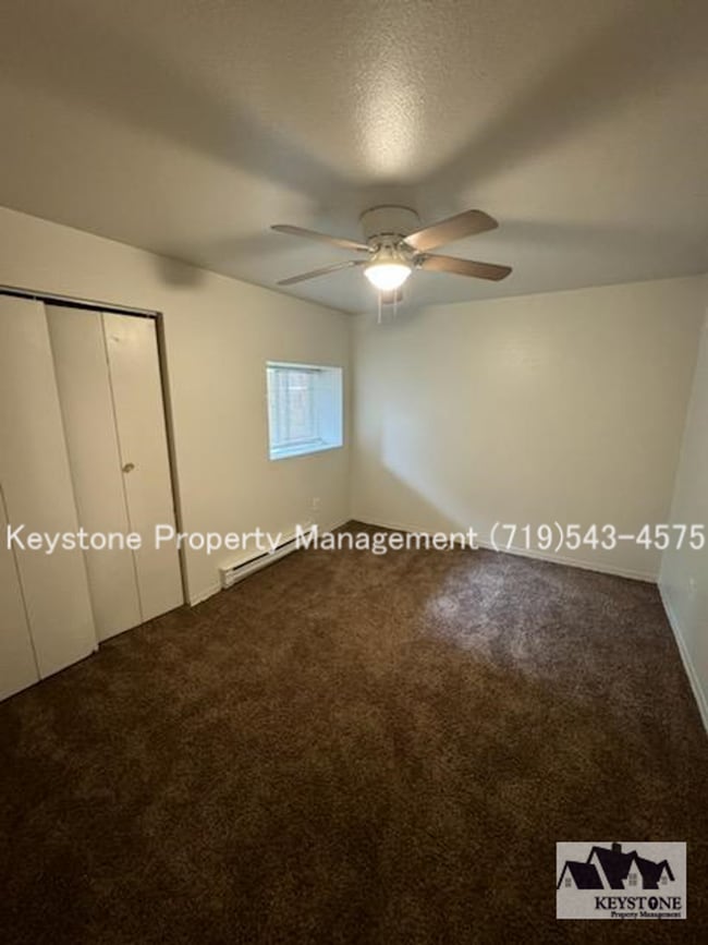 Building Photo - $400 OFF - Move In Special!  2 Bedroom/1 Bath Apartment w/ Exterior Entrance - $800/$800