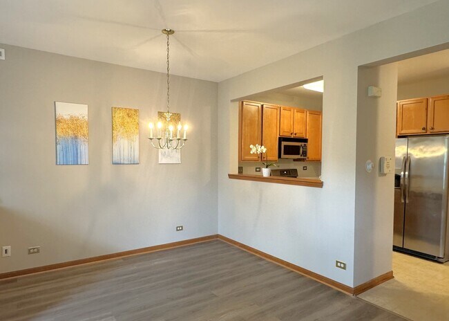 Building Photo - 2460 Georgetown Cir