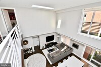 Building Photo - 2012 Kalorama Rd NW