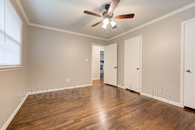 Building Photo - 2622 NW 42nd St